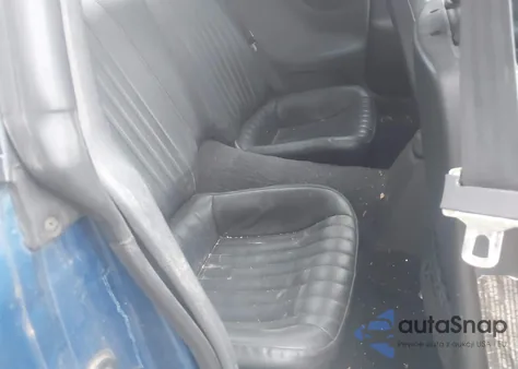 1996 Pontiac Firebird Formula/Trans Am z USA, uszkodzony, nr VIN 2G2FV22P1T2206176